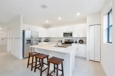 15907 SW 2nd Place Pembroke Pines FL 33027