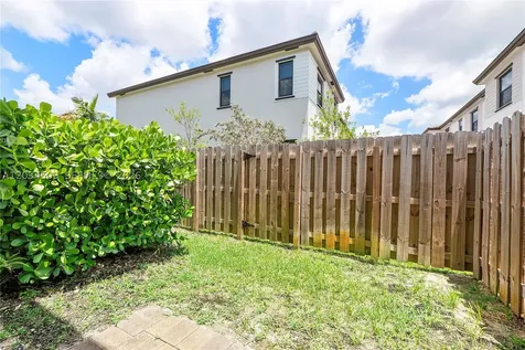 15907 SW 2nd Place Pembroke Pines FL 33027