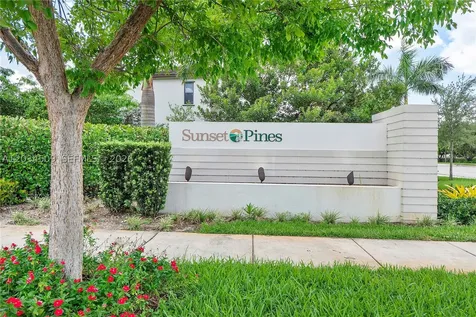 15907 SW 2nd Place Pembroke Pines FL 33027