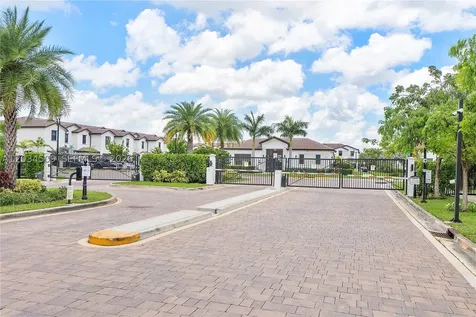 15907 SW 2nd Place Pembroke Pines FL 33027