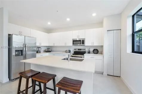 15907 SW 2nd Place Pembroke Pines FL 33027
