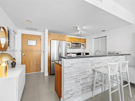 253 NE 2nd Street Miami FL 33132