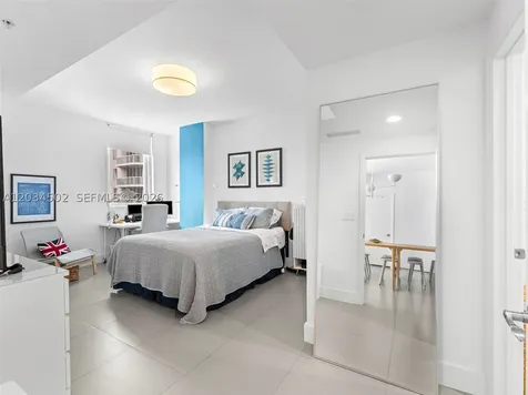 253 NE 2nd Street Miami FL 33132