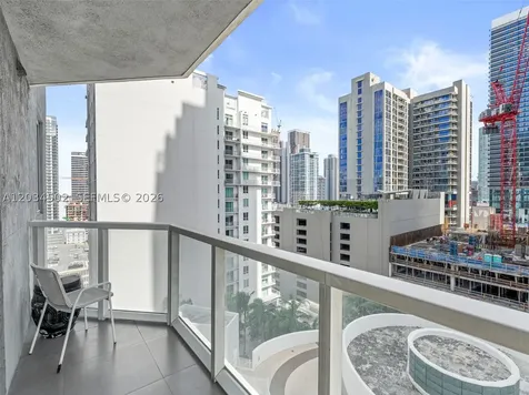253 NE 2nd Street Miami FL 33132