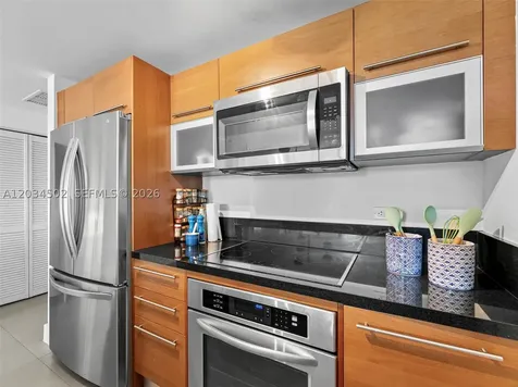 253 NE 2nd Street Miami FL 33132