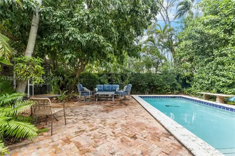 1511 SW 13th Street Miami FL 33145