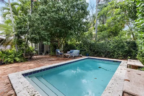 1511 SW 13th Street Miami FL 33145