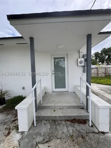 2239 NW 87th Street Miami FL 33147