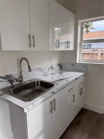 2239 NW 87th Street Miami FL 33147