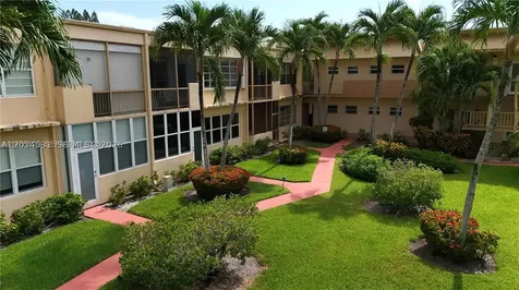 851 NE 14th Avenue Hallandale Beach FL 33009