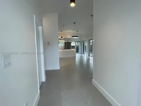 3325 NW 79th Way Davie FL 33024