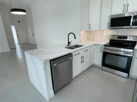 3325 NW 79th Way Davie FL 33024