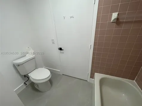3325 NW 79th Way Davie FL 33024