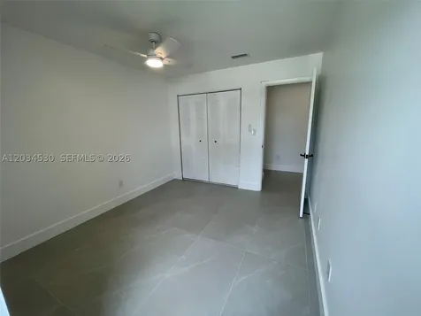 3325 NW 79th Way Davie FL 33024