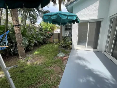 3325 NW 79th Way Davie FL 33024