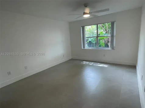 3325 NW 79th Way Davie FL 33024