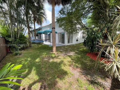 3325 NW 79th Way Davie FL 33024