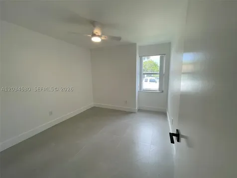 3325 NW 79th Way Davie FL 33024