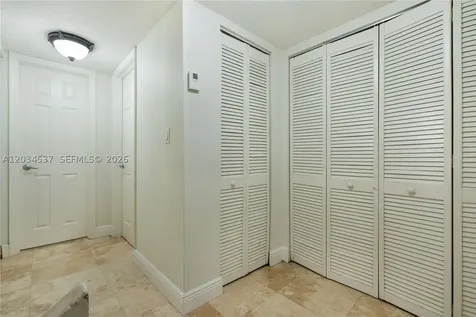 9371 Fontainebleau Boulevard Miami FL 33172