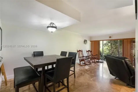 9371 Fontainebleau Boulevard Miami FL 33172