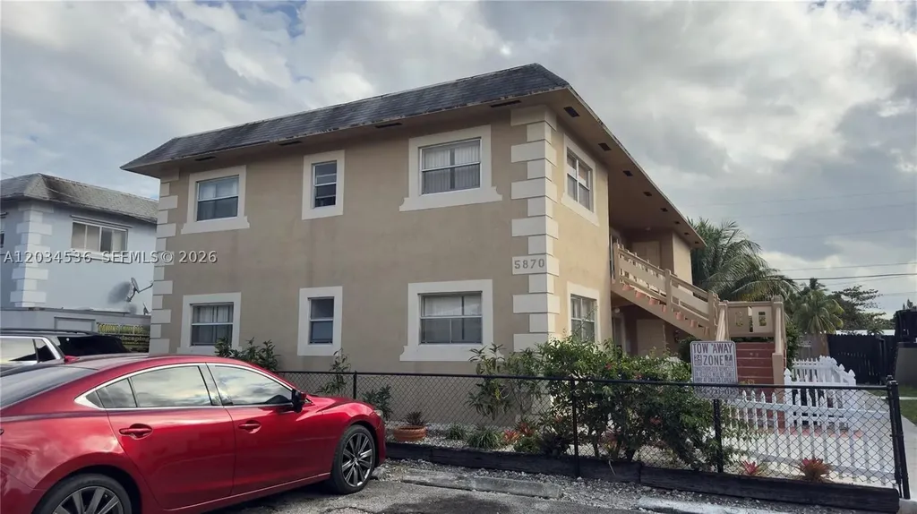 5870 NW 16th Place Sunrise FL 33313
