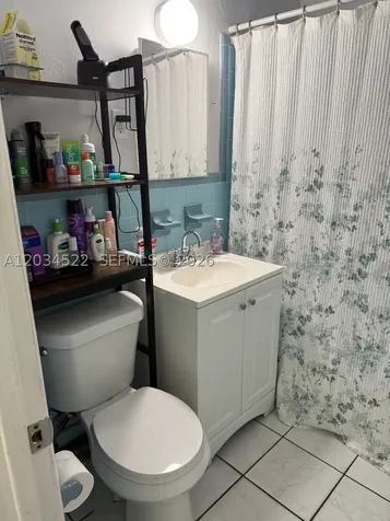2732 NW 16th Terrace Miami FL 33125