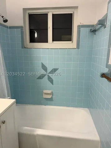 2732 NW 16th Terrace Miami FL 33125