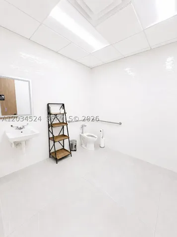 1110 Ponce De Leon Boulevard Coral Gables FL 33134