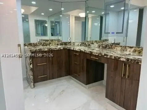 3000 Island Boulevard Aventura FL 33160