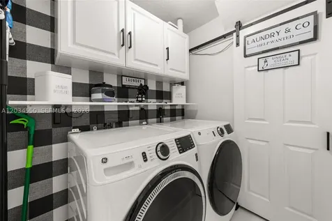 15761 SW 59th Terrace Miami FL 33193