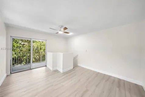 3025 Mary Street Miami FL 33133