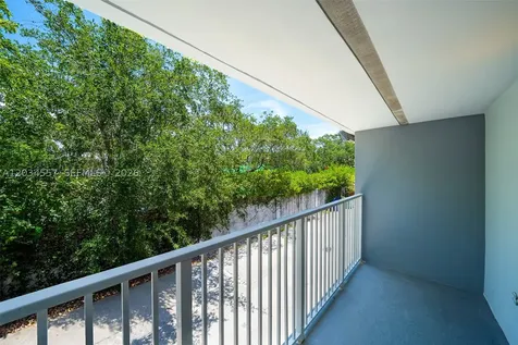 3025 Mary Street Miami FL 33133