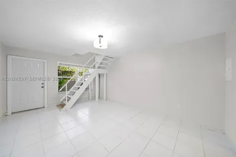 3025 Mary Street Miami FL 33133