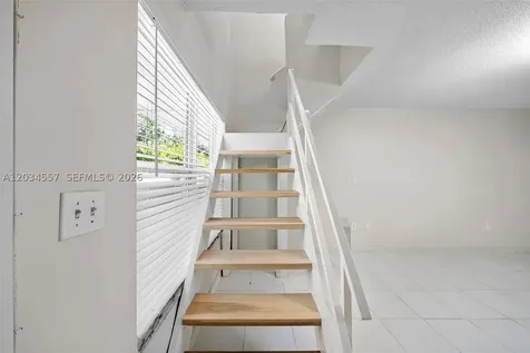 3025 Mary Street Miami FL 33133