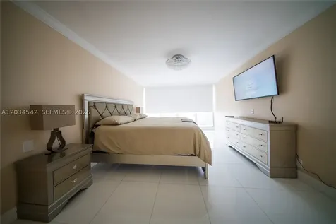1717 N Bayshore Drive Miami FL 33132