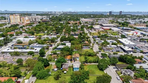 7512 NW 1st Avenue Miami FL 33150