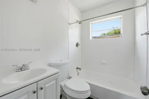 7512 NW 1st Avenue Miami FL 33150