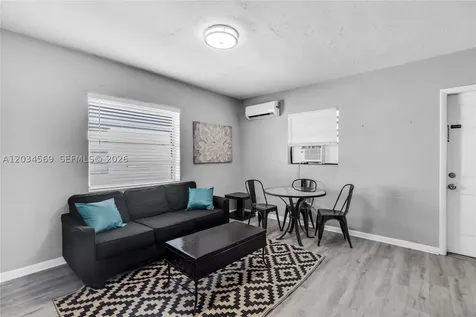 105 SW 5th Court Dania Beach FL 33004
