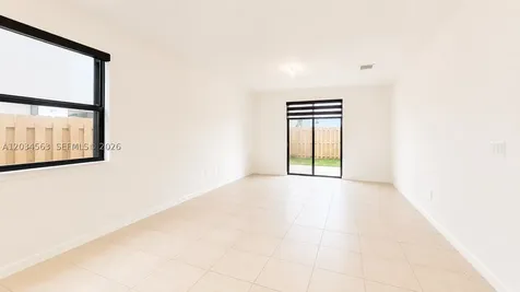 2434 NE 1st Street Homestead FL 33033