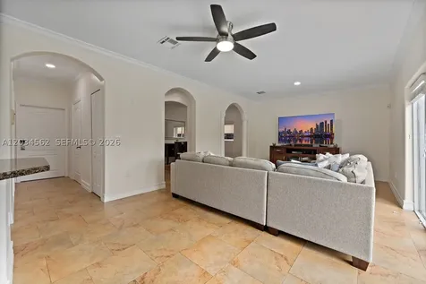 15651 SW 14th Street Miami FL 33194