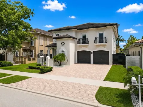 15651 SW 14th Street Miami FL 33194