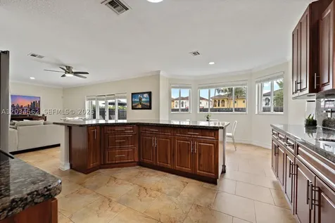 15651 SW 14th Street Miami FL 33194