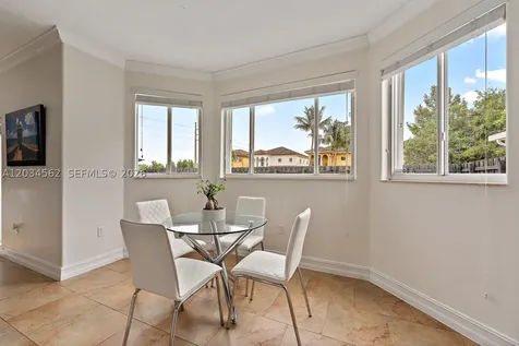 15651 SW 14th Street Miami FL 33194