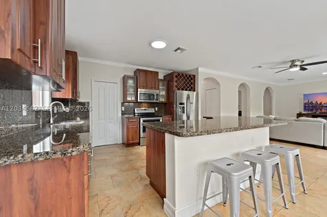 15651 SW 14th Street Miami FL 33194