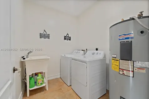 15651 SW 14th Street Miami FL 33194