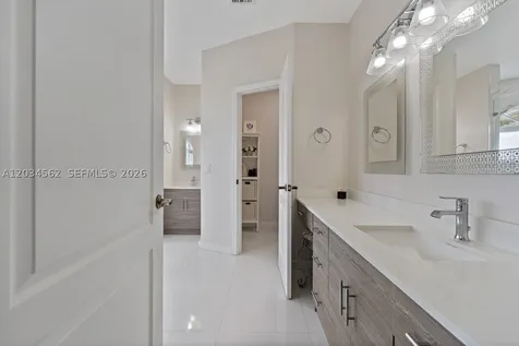 15651 SW 14th Street Miami FL 33194
