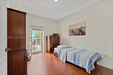 15651 SW 14th Street Miami FL 33194