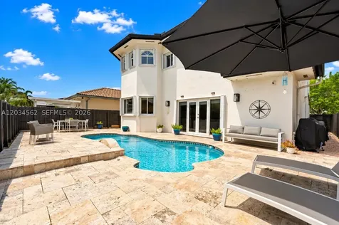 15651 SW 14th Street Miami FL 33194