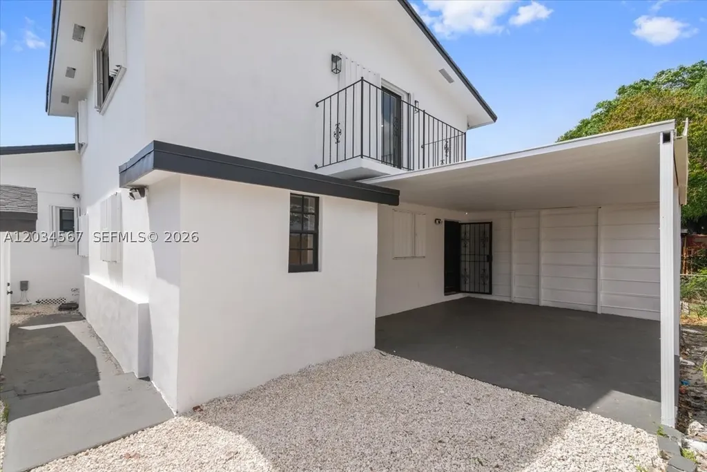 1409 NW 44th Street Miami FL 33142