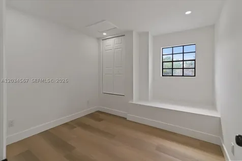 1409 NW 44th Street Miami FL 33142